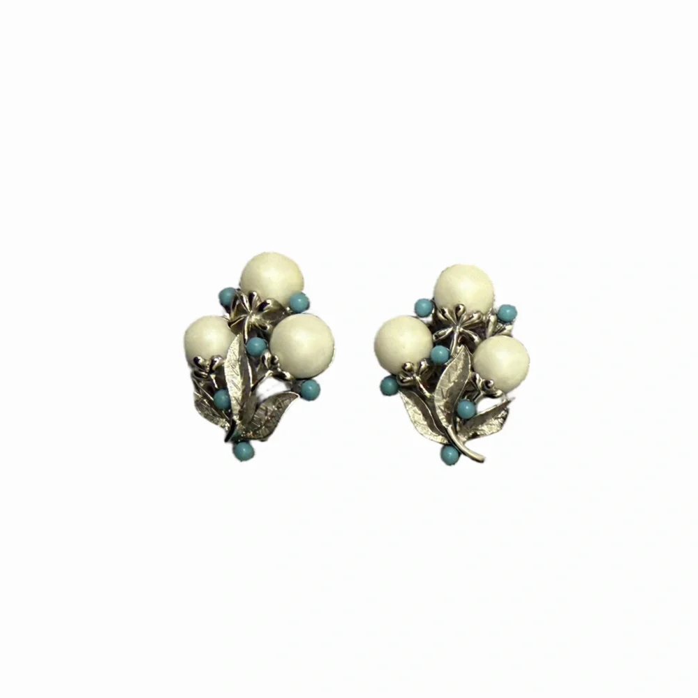 Vintage Sarah Coventry “Alaskan Summer” Clip-On Earrings Gold Tone